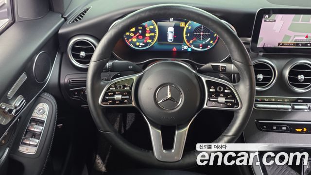 Mercedes-Benz GLC-Class GLC300 4MATIC Premium Coupe