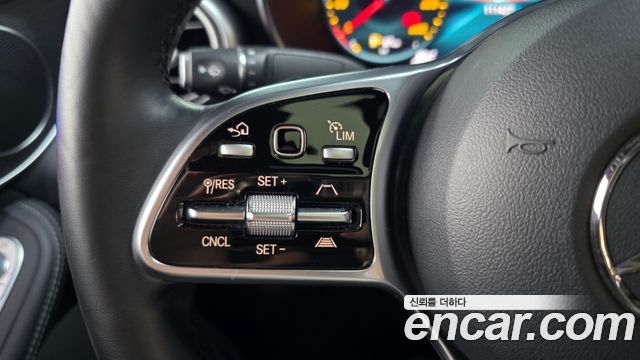 Mercedes-Benz GLC-Class GLC300 4MATIC Premium Coupe