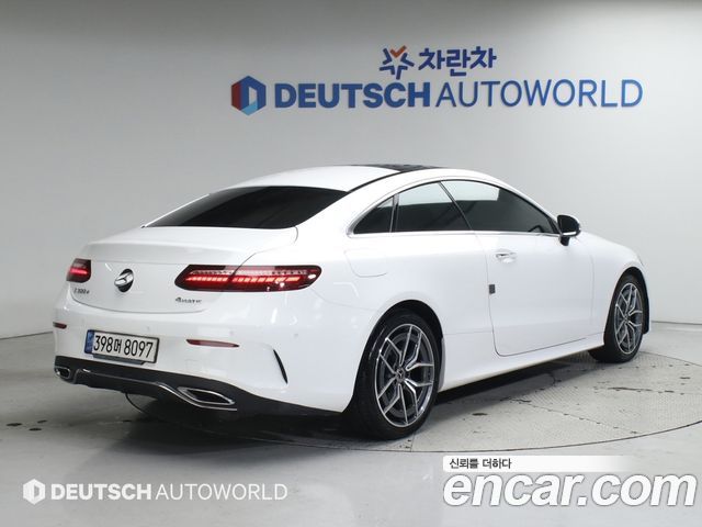 Mercedes-Benz E-Class E300d 4MATIC Coupe