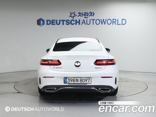 Mercedes-Benz E-Class E300d 4MATIC Coupe
