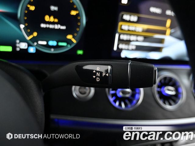 Mercedes-Benz E-Class E300d 4MATIC Coupe