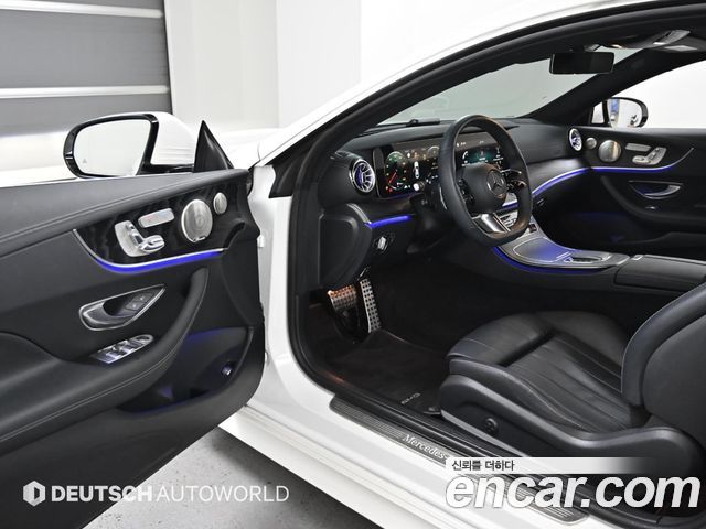 Mercedes-Benz E-Class E300d 4MATIC Coupe