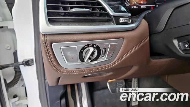 BMW 7-Series 730d xDrive M Sport