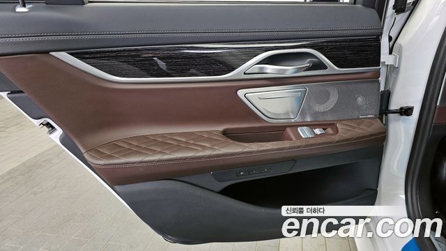 BMW 7-Series 730d xDrive M Sport
