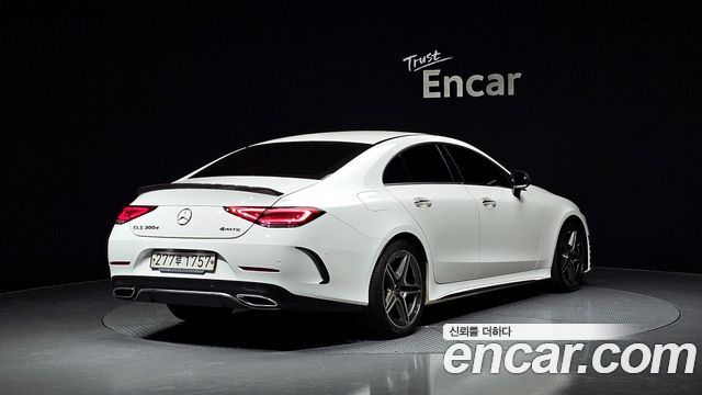 Mercedes-Benz CLS-Class CLS300d AMG Line