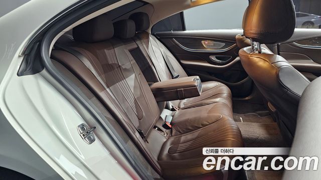 Mercedes-Benz CLS-Class CLS300d AMG Line