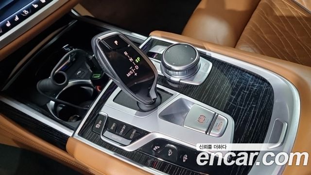 BMW 7-Series 740Li xDrive M Sport Package