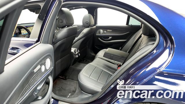 Mercedes-Benz E-Class E350 4MATIC AMG Line Edition