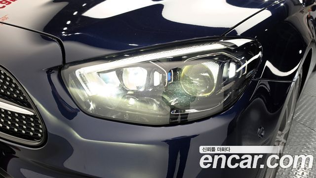 Mercedes-Benz E-Class E350 4MATIC AMG Line Edition