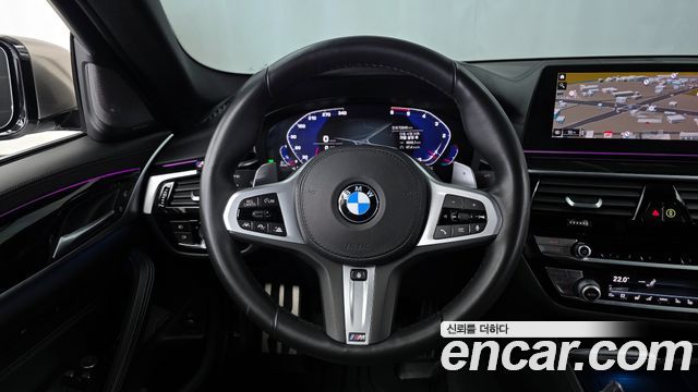 BMW 5-Series 520d xDrive M Sport Package Plus