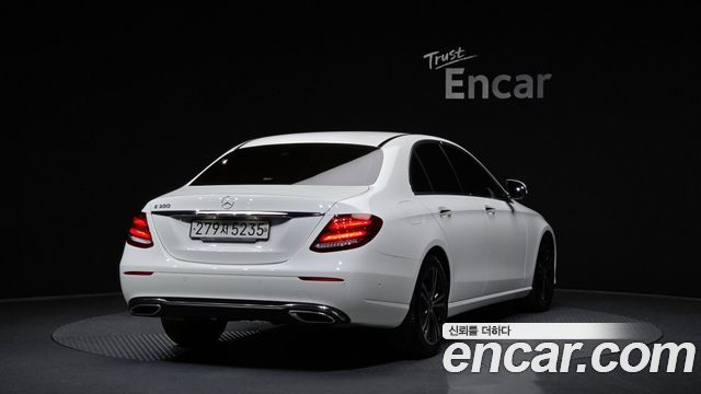 Mercedes-Benz E-Class E300 Avantgarde