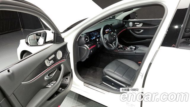 Mercedes-Benz E-Class E300 Avantgarde