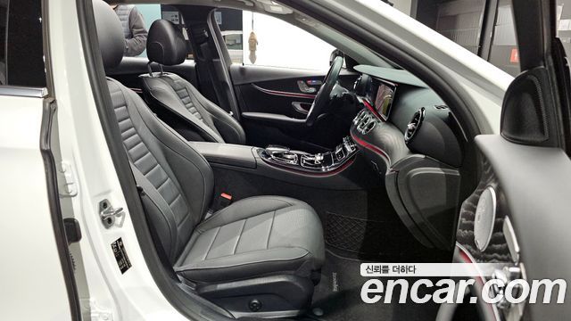 Mercedes-Benz E-Class E300 Avantgarde