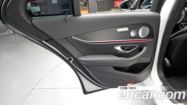 Mercedes-Benz E-Class E300 Avantgarde
