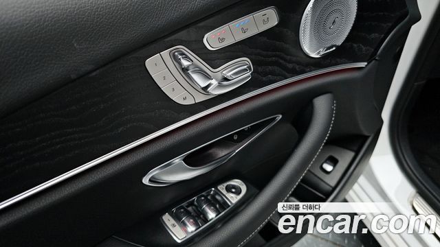 Mercedes-Benz E-Class E300 Avantgarde