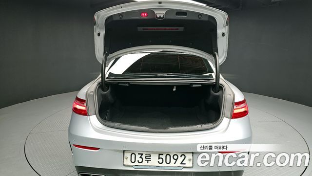 Mercedes-Benz E-Class E220d Coupe