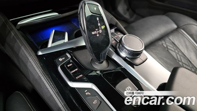 BMW 5-Series 530i xDrive M Sport Package Plus