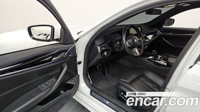 BMW 5-Series 530i xDrive M Sport Package Plus