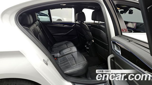 BMW 5-Series 530i xDrive M Sport Package Plus