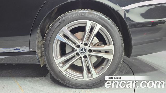 Mercedes-Benz E-Class E350 4MATIC Avantgarde