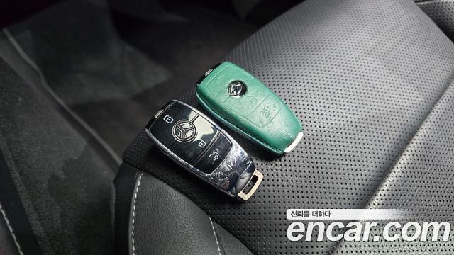 Mercedes-Benz E-Class E350 4MATIC Avantgarde