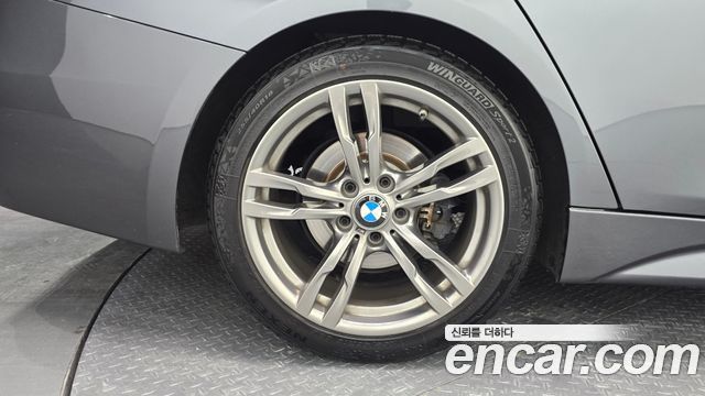 BMW 3-Series 320i M Sport