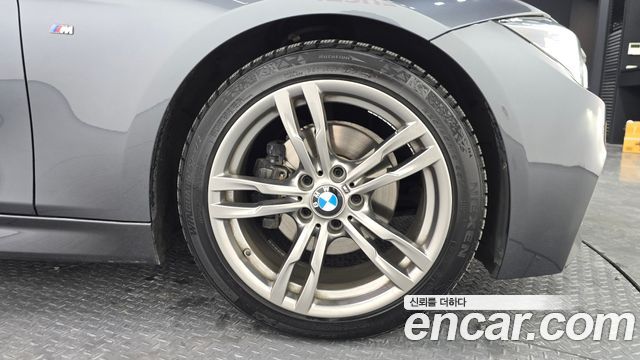 BMW 3-Series 320i M Sport
