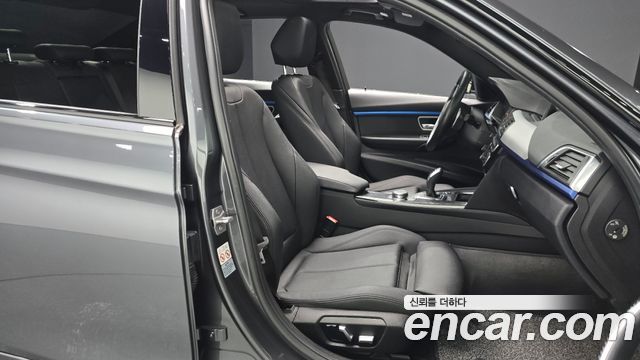 BMW 3-Series 320i M Sport