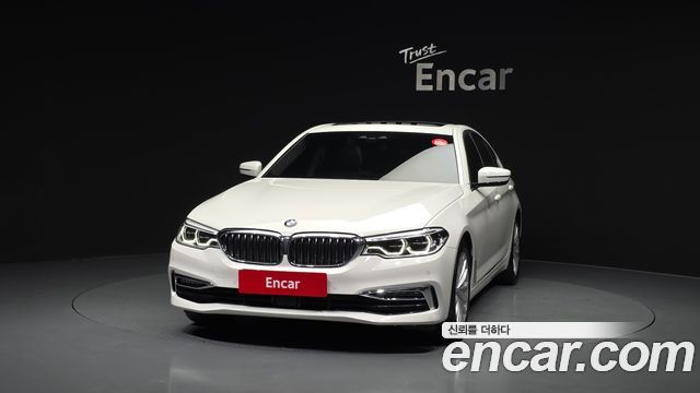 BMW 5-Series 530i xDrive Luxury Plus