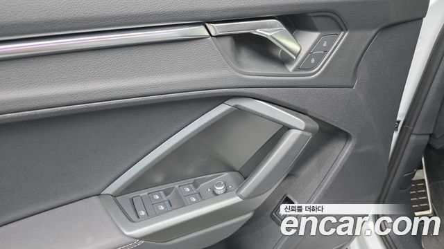Audi Q3 35 TDI Premium Sportback
