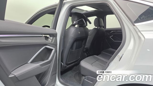 Audi Q3 35 TDI Premium Sportback