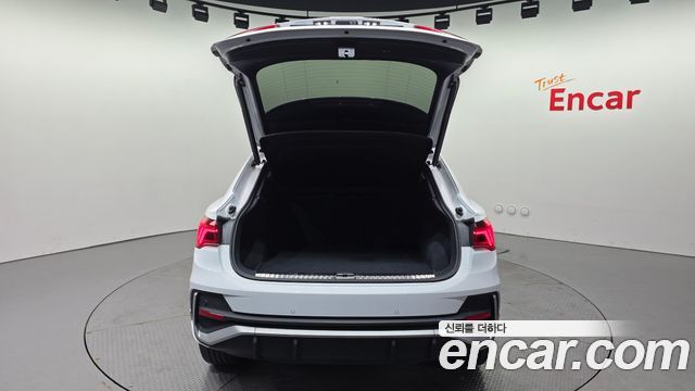Audi Q3 35 TDI Premium Sportback