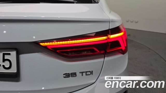 Audi Q3 35 TDI Premium Sportback