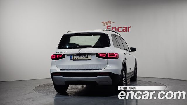 Mercedes-Benz GLB-Class GLB200 d