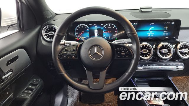 Mercedes-Benz GLB-Class GLB200 d