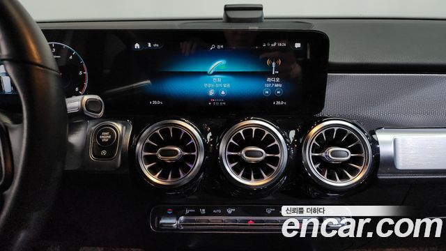 Mercedes-Benz GLB-Class GLB200 d
