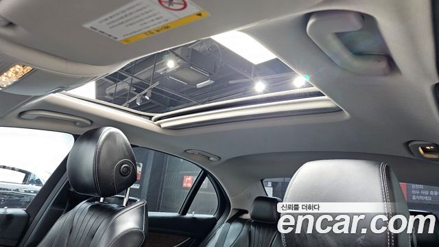 Mercedes-Benz E-Class E220d Exclusive
