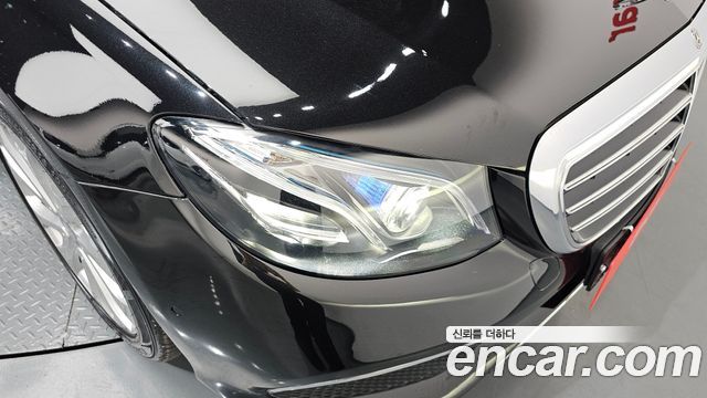 Mercedes-Benz E-Class E220d Exclusive