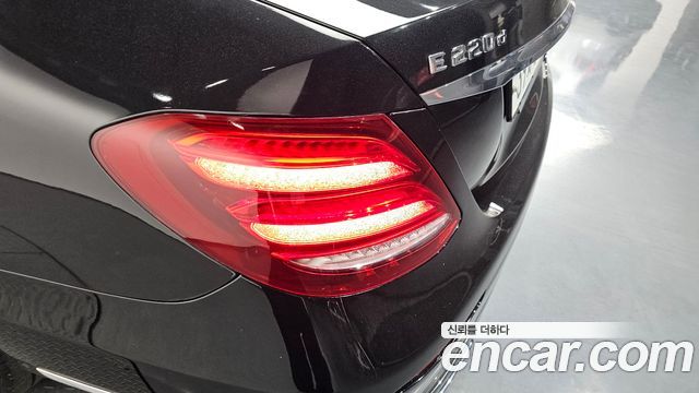 Mercedes-Benz E-Class E220d Exclusive