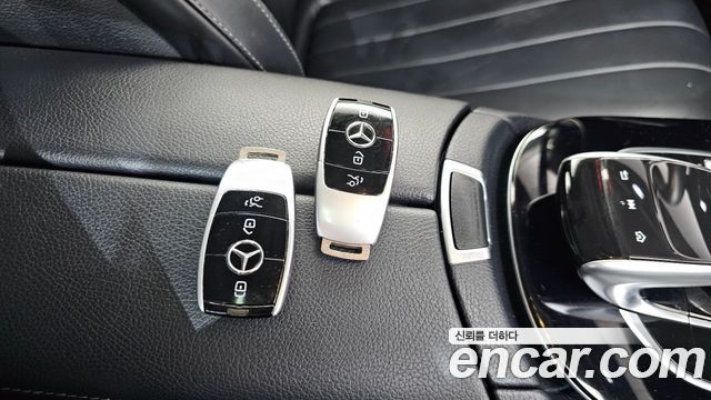 Mercedes-Benz E-Class E220d Exclusive