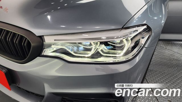 BMW 5-Series 520d xDrive M Sport Package Plus