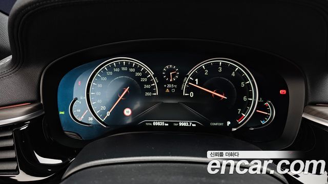 BMW 5-Series 530i M Sport Package Plus