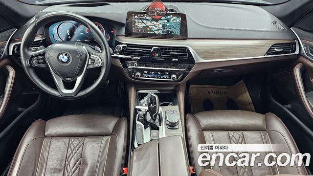 BMW 5-Series 520d xDrive M Sport Package Plus