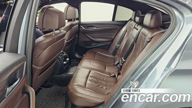 BMW 5-Series 520d xDrive M Sport Package Plus