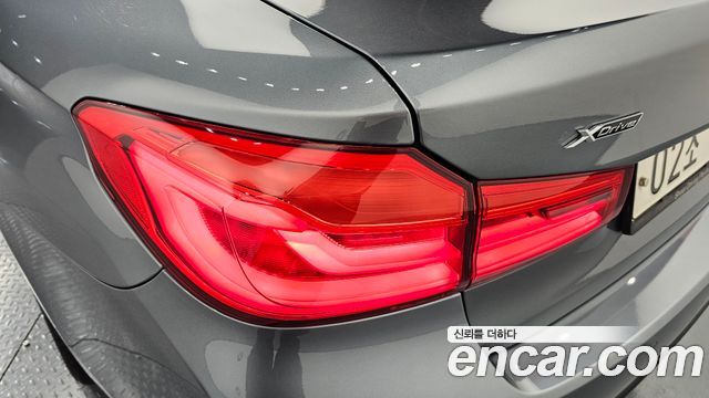 BMW 5-Series 520d xDrive M Sport Package Plus