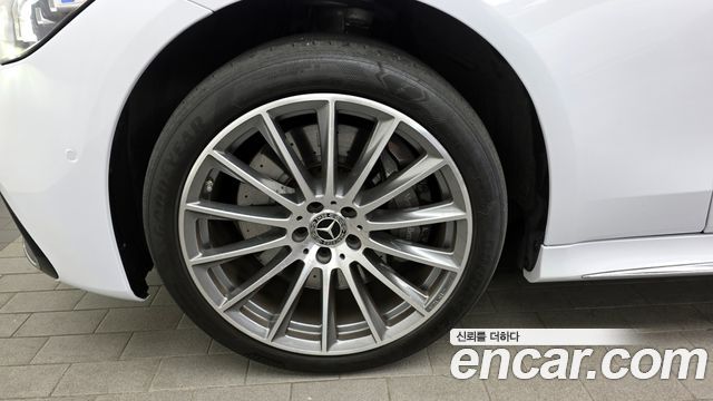 Mercedes-Benz S-Class S500L 4MATIC