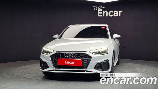 Audi A4 (B9) 40 TFSI Premium