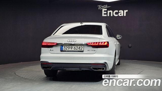 Audi A4 (B9) 40 TFSI Premium