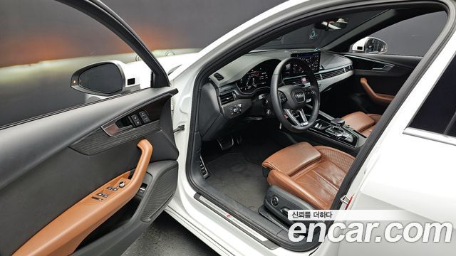 Audi A4 (B9) 40 TFSI Premium