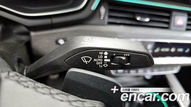 Audi A4 40 TFSI Premium